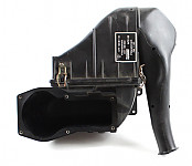 P6922 - Air cleaner for Porsche 924 • 1978 • 924 2.0 • Coupe • Manual gearbox, 4 speed