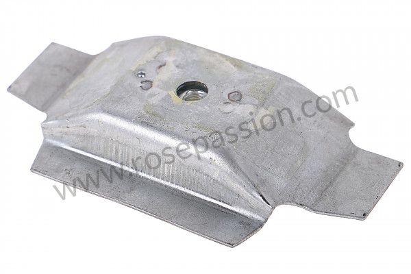 P7464 - Bracket for Porsche 924 • 1981 • 924 2.0 • Coupe • Manual gearbox, 5 speed