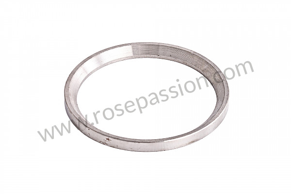 P8976 - Scraper ring for Porsche 