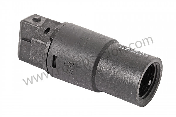 P38202 - Pulse sender for Porsche 944 • 1984 • 944 2.5 • Coupe • Manual gearbox, 5 speed