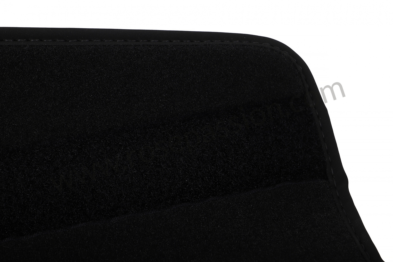 P235498 - 95B04480040OS5 - Veloursteppich matte kofferraum inklusiv  schutzfolie ladekante schwarz für Porsche