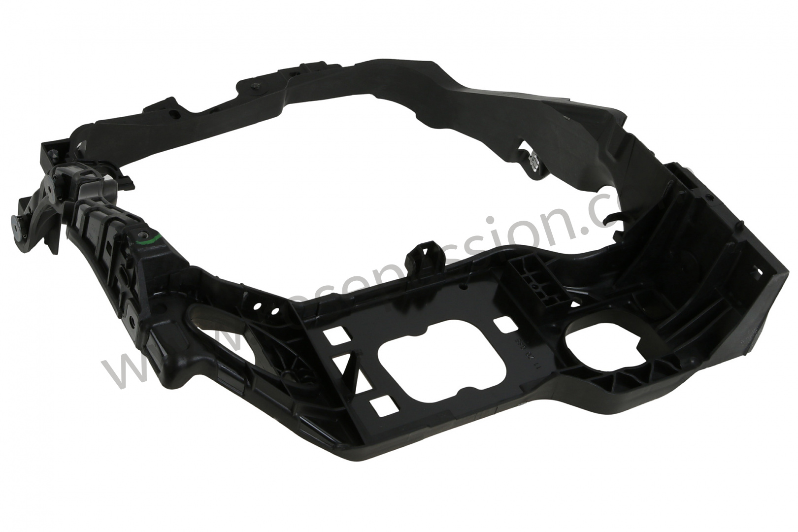 P226709 - 95B805295E - Bracket - LEFT (95B805295,95B805295C 