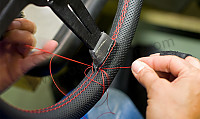 P1024513 - BLACK LEATHER MOMO PROTOTIPO THREE-SPOKE STEERING WHEEL for Porsche Cayman / 987C2 • 2012 • Cayman r • Manual gearbox, 6 speed