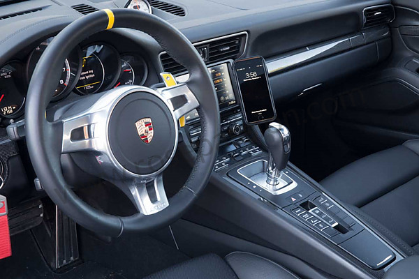P1038863 - MAGNETISCHE TELEFOONHOUDER voor Porsche 991 • 2014 • 991 c4s • Coupe • Bak pdk