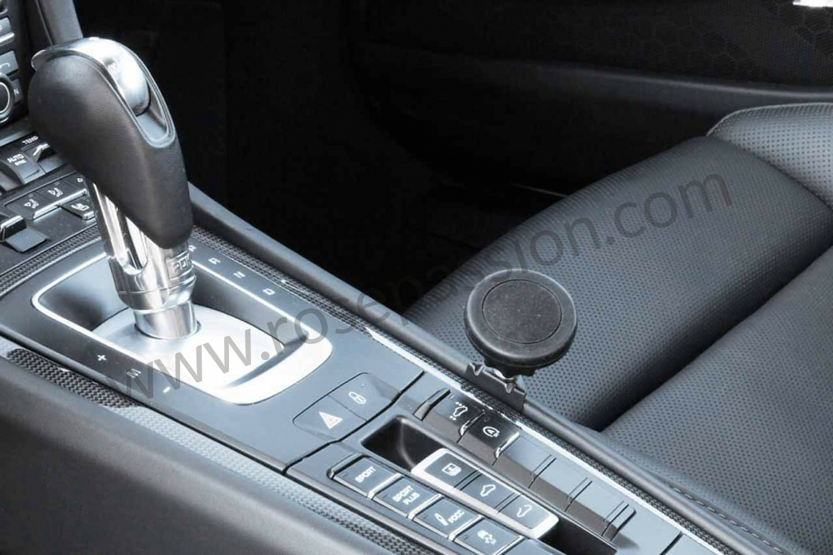 P1038866 - MAGNETIC PHONE HOLDER ON CENTER CONSOLE - BLACK / BLACK  (477721547E) for Porsche 991 / 2014 / 991 c2s / Coupe / Manual gearbox, 7  speed