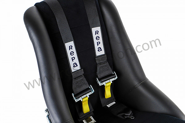P1039154 - REPA 6-POINT HARNESS for Porsche 356a • 1956 • 1300 (506 / 2) • Coupe a t1 • Manual gearbox, 4 speed