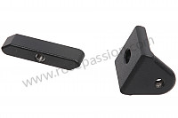 P1068572 - SUPPORT CARBONE DE MAINTIEN DE CAPOT AVANT (REMPLACE LES VERINS) pour Porsche 