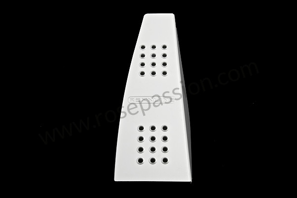 P120747 - Perforated aluminium footrest for Porsche Cayman / 987C2 • 2012 • Cayman s 3.4 • Manual gearbox, 6 speed