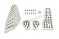 P124952 - Pedal + footrest kit with rubber insert for Porsche 993 / 911 Carrera • 1998 • 993 carrera 2 • Targa • Manual gearbox, 6 speed