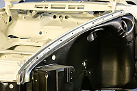 P203282 - Peça de reparação para cava de roda dianteira, parte de fixação do guarda-lamas 911 65-89, esquerda para Porsche 911 G • 1976 • 3.0 carrera • Targa • Caixa automática