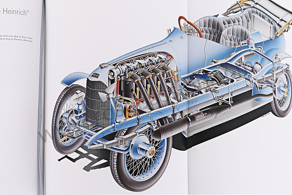 P570813 - BOEK ‘ROAD RACING AND AVIATION INNOVATION 1900 TO 1933’ voor Porsche 991 • 2014 • 991 c4 • Cabrio • Manuele bak 6 versnellingen