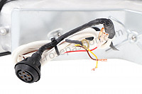 P615678 - BLOC CLIGNOTANT ARRIERE DROIT EN METAL SANS GLACE pour Porsche 