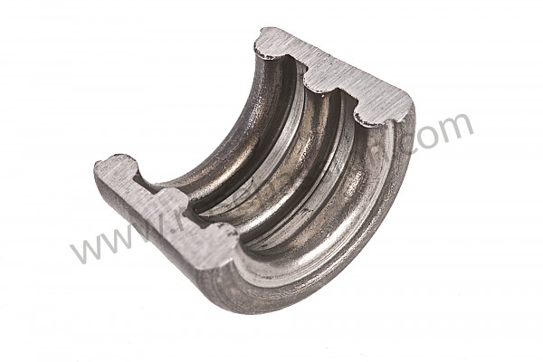 P98022 - Reinforced upper cup fastening for Porsche 993 / 911 Carrera • 1995 • 993 carrera 2 • Coupe • Manual gearbox, 6 speed
